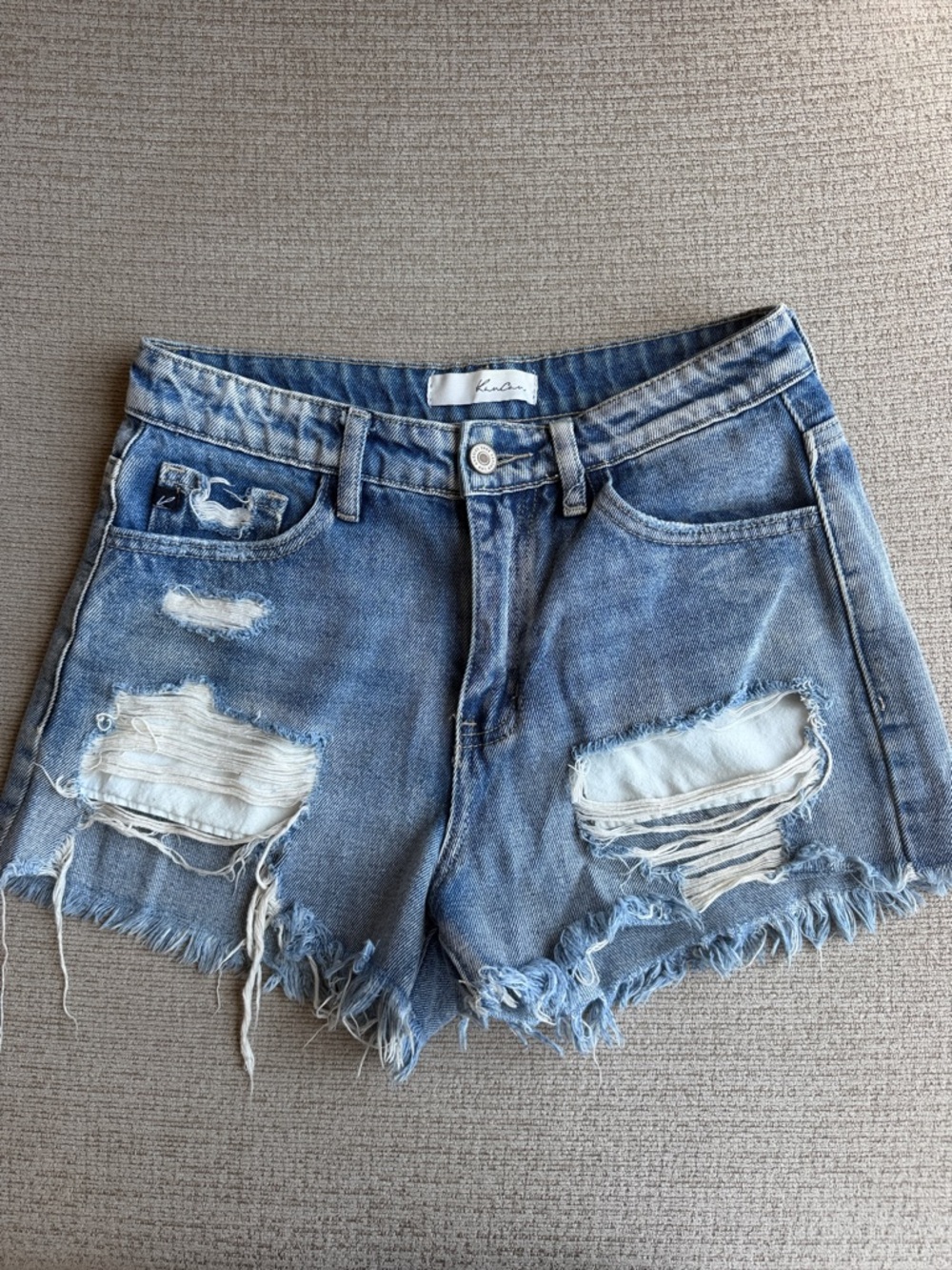 KanCan Light Blue Distressed Denim Cutoff Shorts - XS fits like size 24